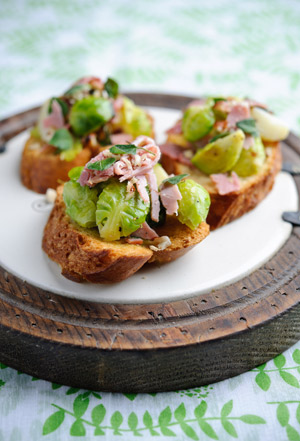 Brussels Sprouts with Hazelnuts, Potatoes and Ham